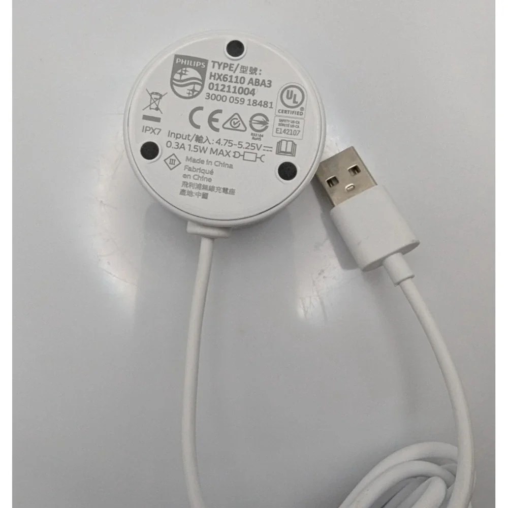 PHILIPS SONICARE Electric Toothbrush White USB Charging Base HX369W1 Used